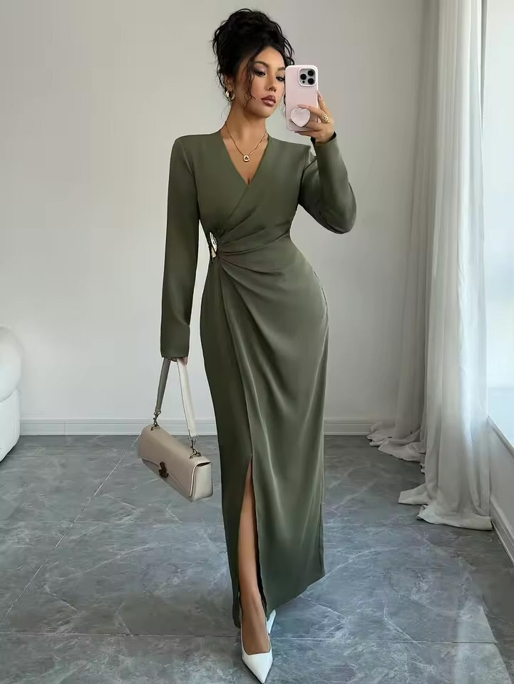 Woman Elegant Wrap V Neck Maxi Dress Ruched Waist High Slit Long Sleeve Gown Sophisticated Mature Style Outfit for Formal Events