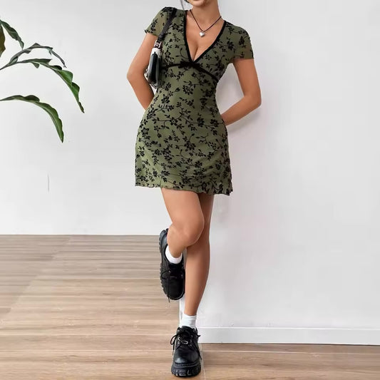 Vestido casual de verão verde floral profundo decote em V vestido arco viajando moda saia curta para mulheres